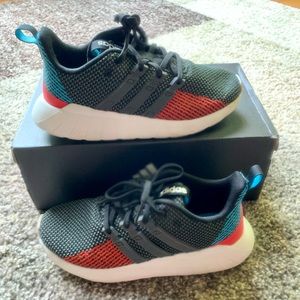 Boy’s running 🏃‍♂️ shoes